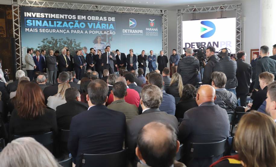 Governo repassa R$6 milhões para sinalização viária em 39 cidades