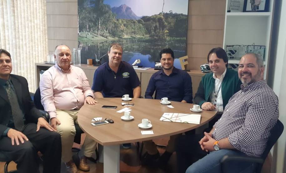 Detran se reúne com Paraná Turismo para dar início ao Encontro Estadual de Motociclistas