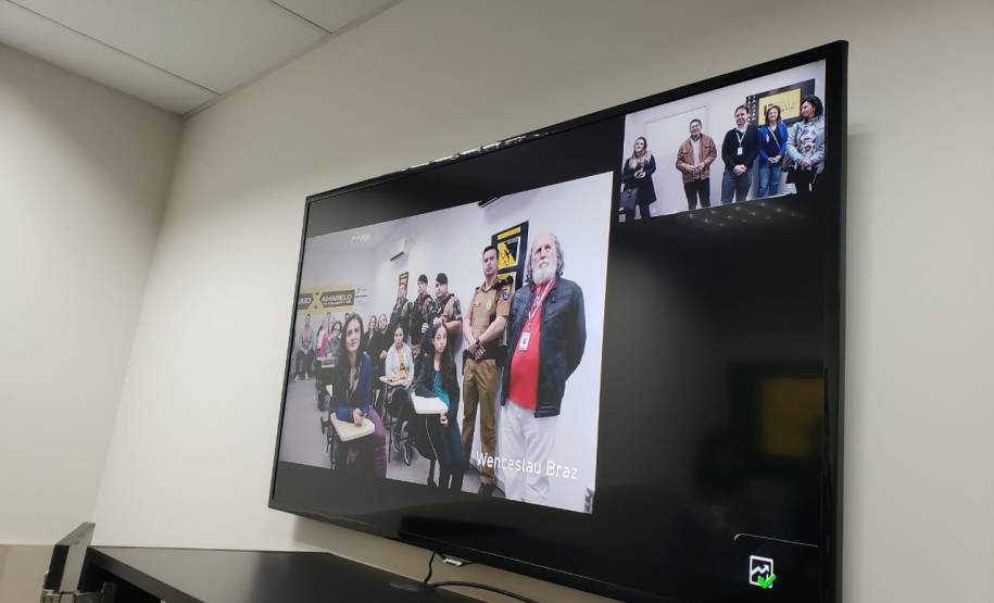 Visita representantes de CFCs do RJ RS MG