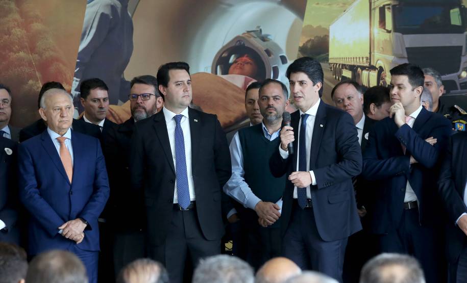 PPPs começam com presídio, pátios veiculares e centrais do cidadão