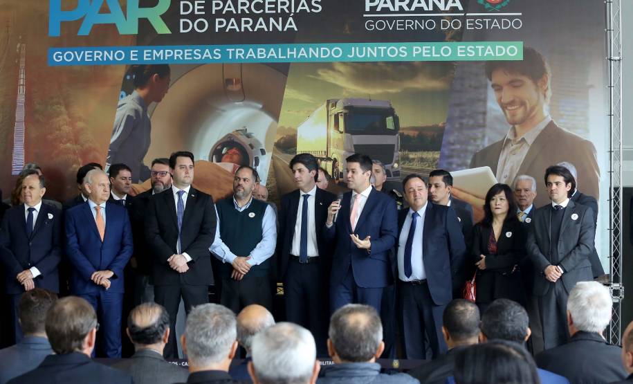 PPPs começam com presídio, pátios veiculares e centrais do cidadão