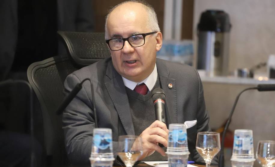 Paraná passa a validar habilitação do Paraguai