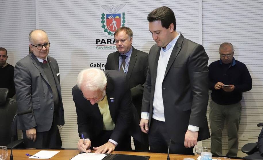 Paraná passa a validar habilitação do Paraguai