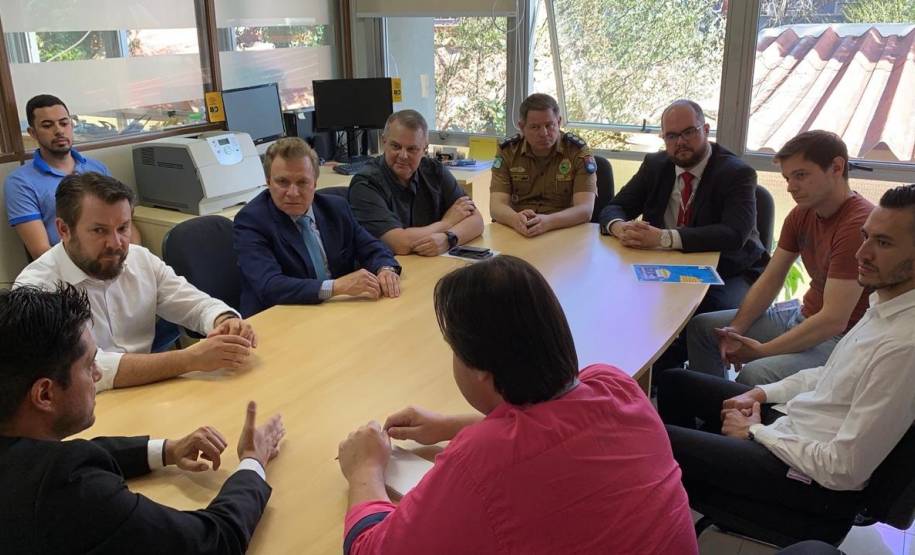 Reunião evento outubro rosa HOG
