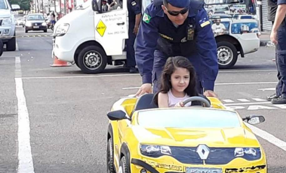 Conjunto Flamingos recebe projeto Trânsito Seguro, em Arapongas