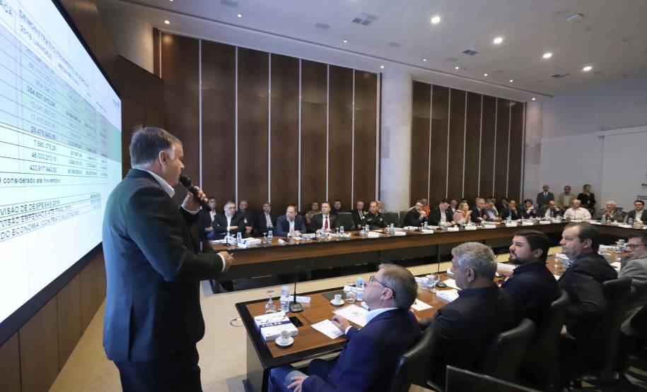 Diretor-geral do Detran apresenta balanço de 2019 em reunião do secretariado