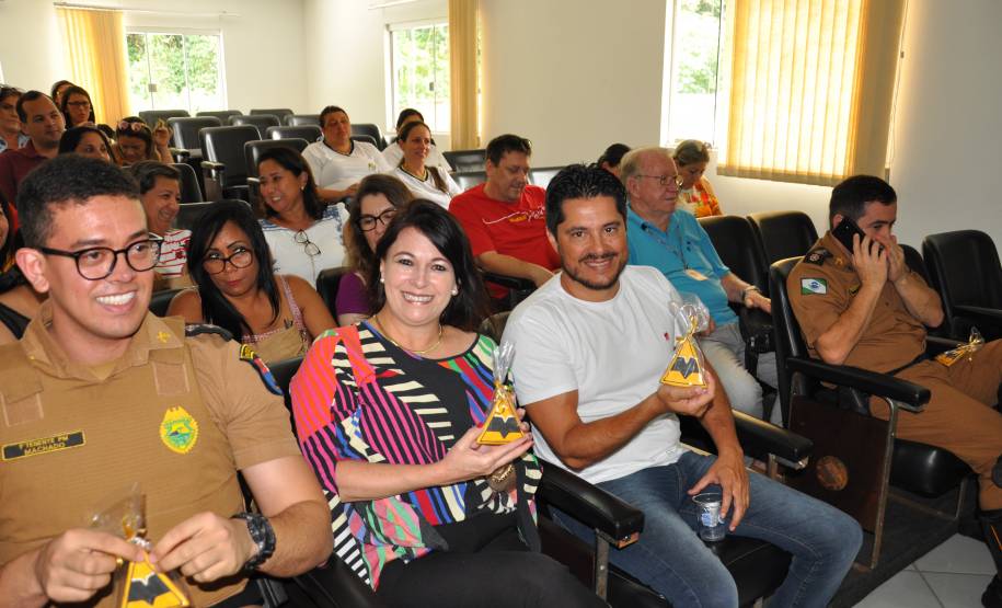 Projeto Escolas Lindeiras 2019 é encerrado com solenidade em Guaratuba