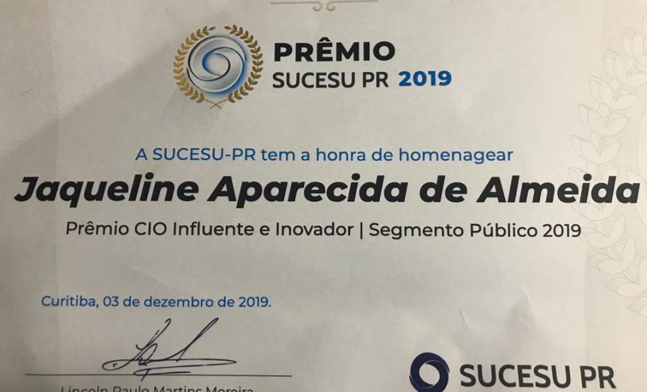 Diretora de tecnologia do Detran ganha prêmio em evento de tecnologia