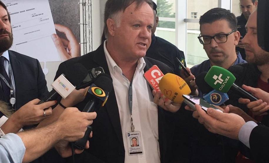 Paraná já emite Registro de Licenciamento de Veículo eletrônico