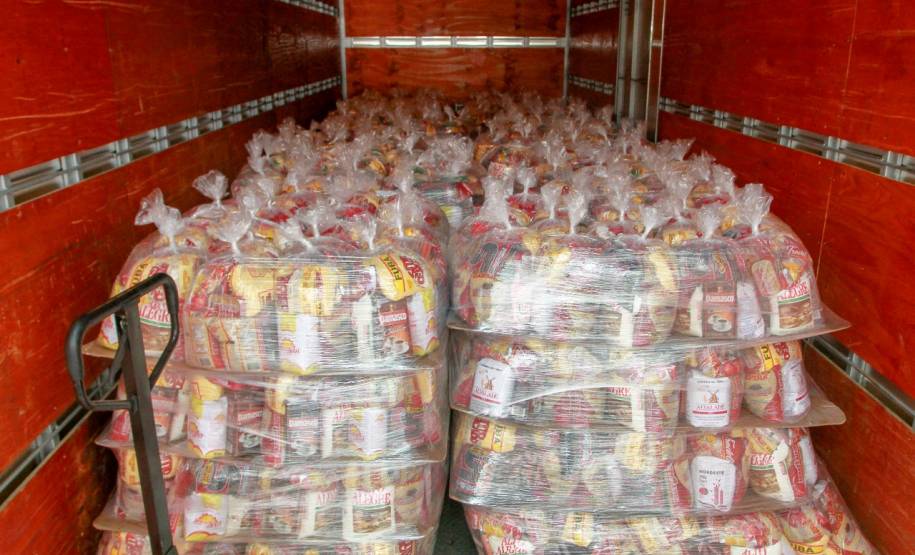 Detran participa da campanha Cesta Solidária e arrecada mais de três toneladas de alimentos