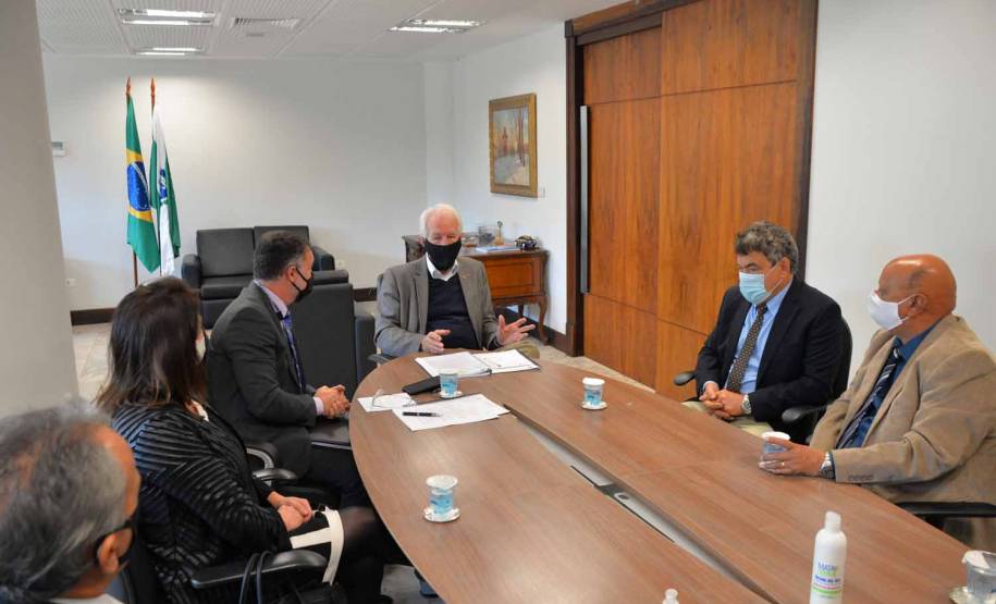 Diretoria do Detran se reúne com representantes do Sindicato dos Despachantes e vice-governador Darci Piana