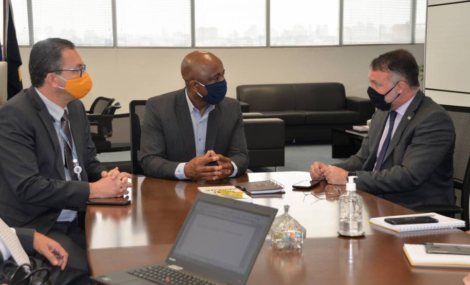 Diretor-geral do Detran-PR fortalece parceria com Polícia Rodoviária Federal