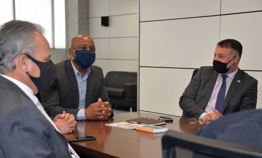 Diretor-geral do Detran-PR fortalece parceria com Polícia Rodoviária Federal