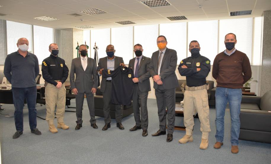 Diretor-geral do Detran-PR fortalece parceria com Polícia Rodoviária Federal