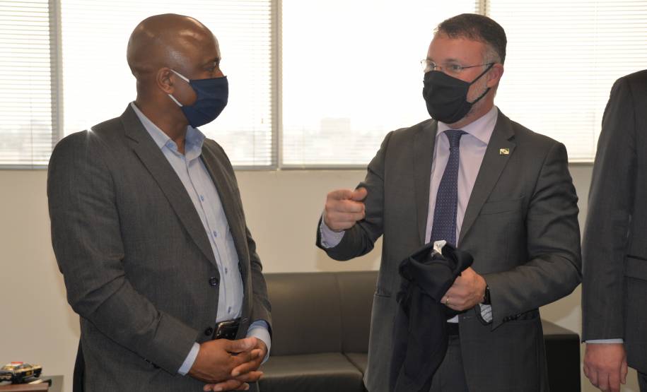 Diretor-geral do Detran-PR fortalece parceria com Polícia Rodoviária Federal