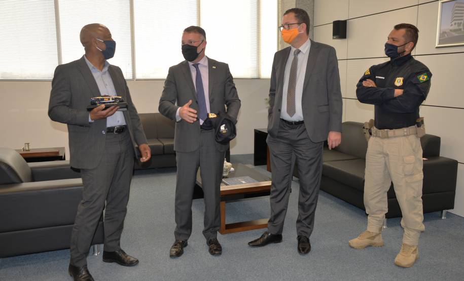 Diretor-geral do Detran-PR fortalece parceria com Polícia Rodoviária Federal