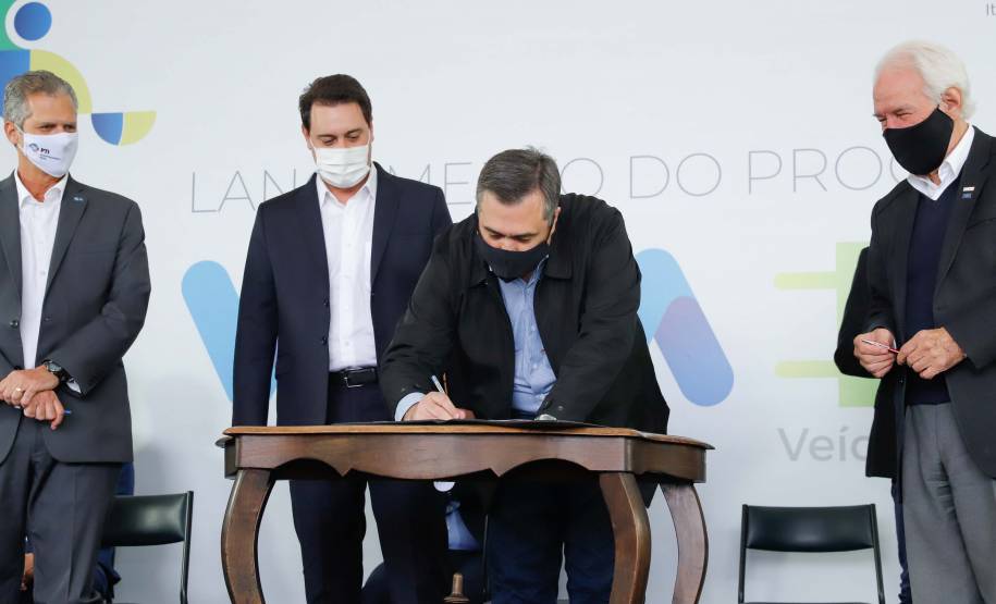 Governo recebe carros elétricos para utilização na frota pública