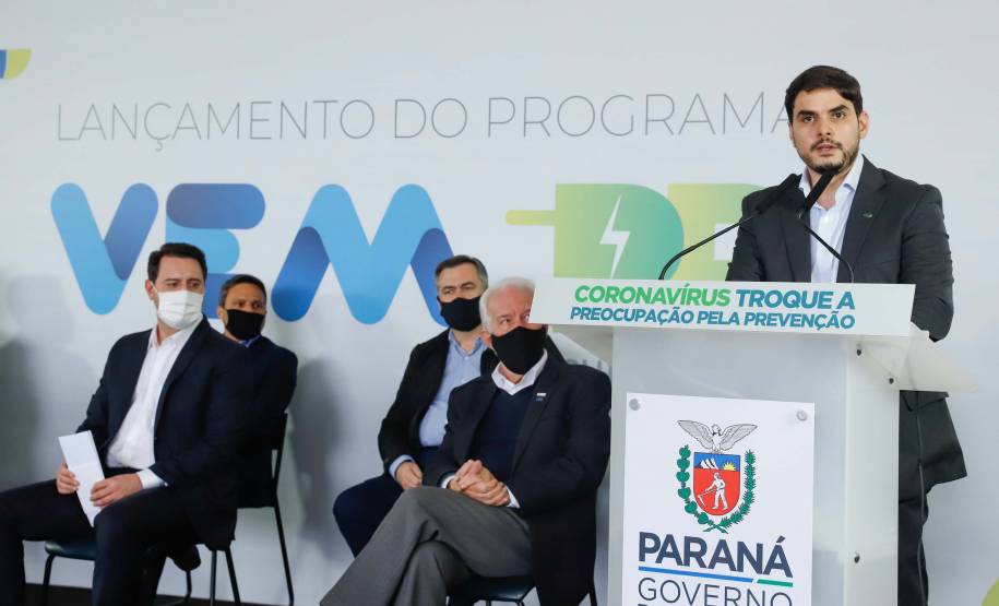 Governo recebe carros elétricos para utilização na frota pública