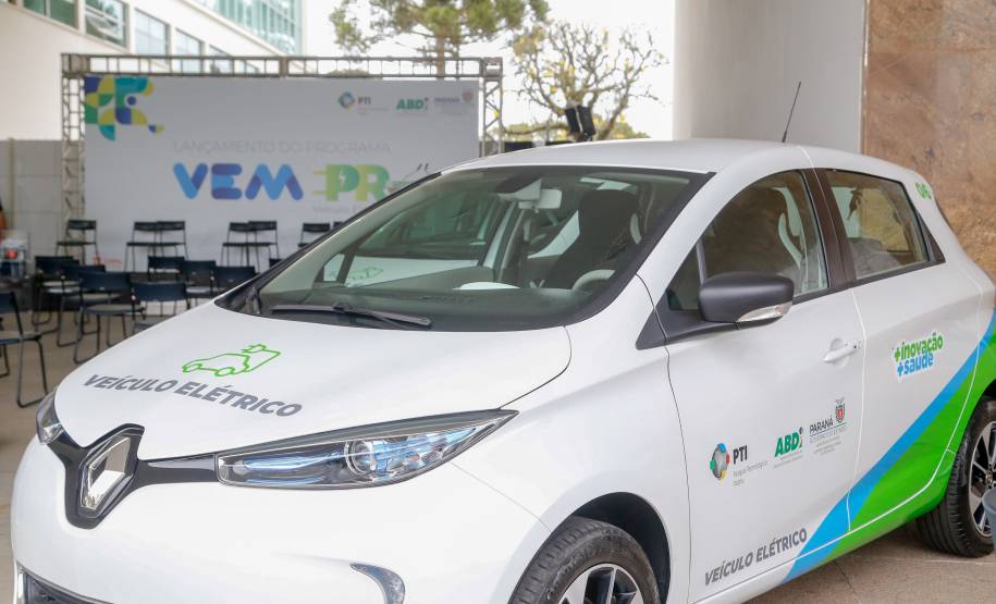 Governo recebe carros elétricos para utilização na frota pública