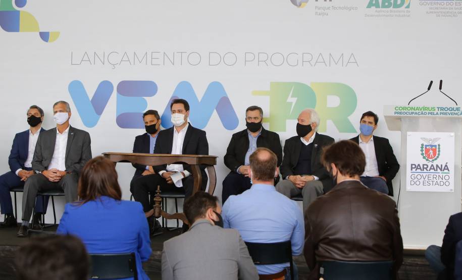 Governo recebe carros elétricos para utilização na frota pública