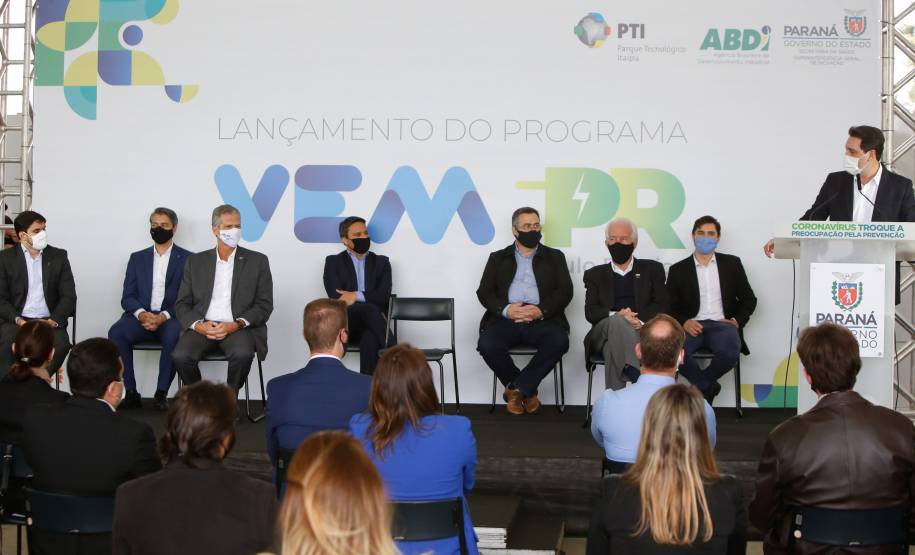 Governo recebe carros elétricos para utilização na frota pública