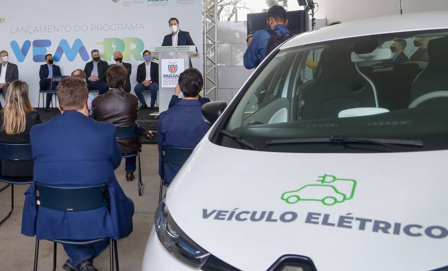 Governo recebe carros elétricos para utilização na frota pública