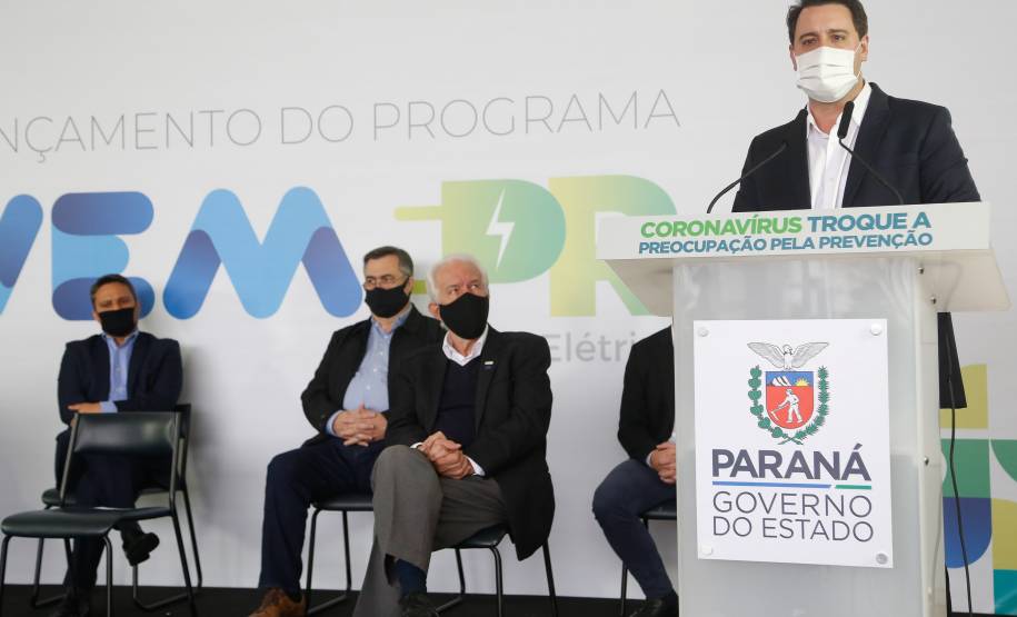 Governo recebe carros elétricos para utilização na frota pública