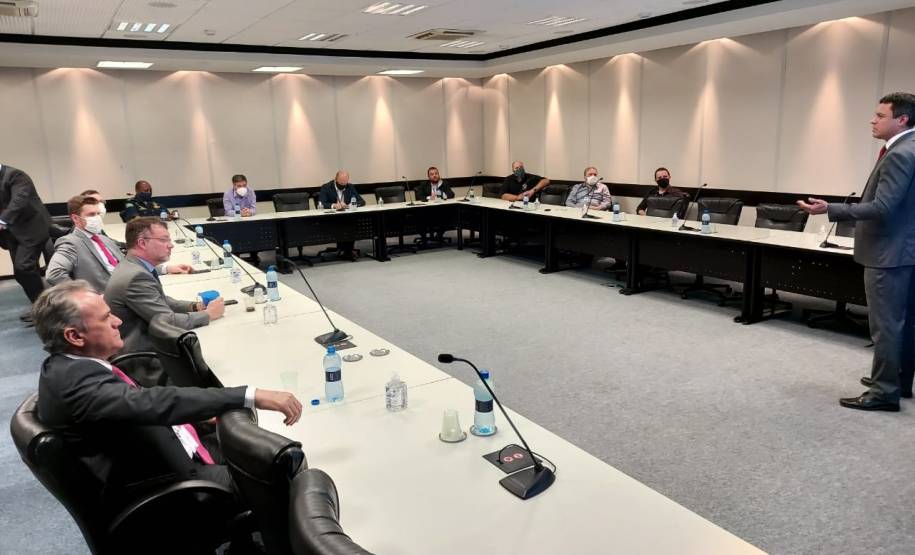 Diretoria do Detran é convidada a conhecer o projeto Muralha Digital da Prefeitura de Curitiba