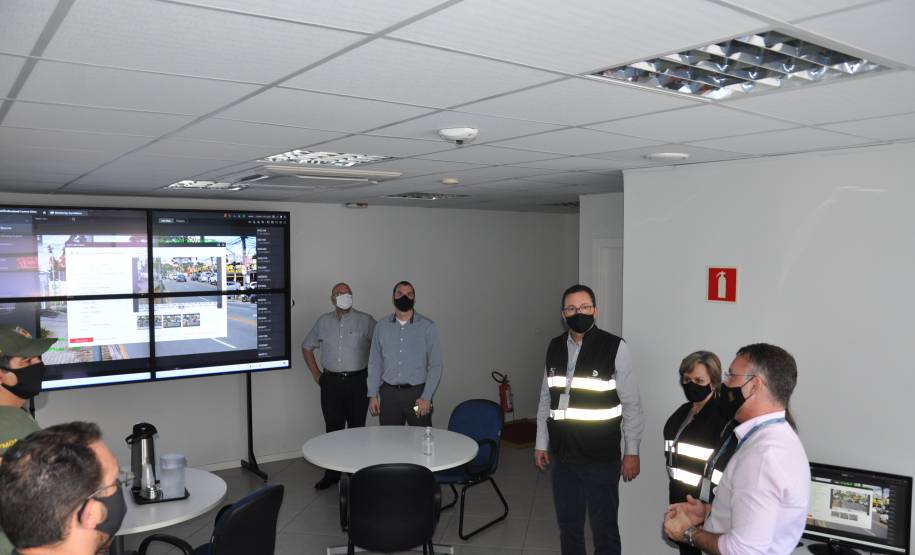 Talonário eletrônico desenvolvido pelo Detran já começa a ser usado pela Polícia Militar do Paraná