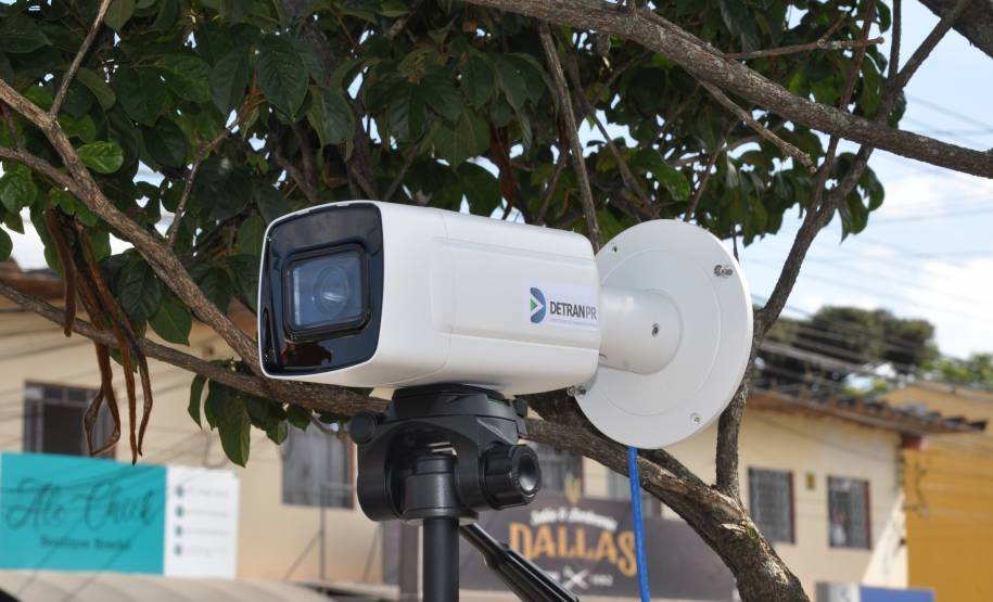 Talonário eletrônico desenvolvido pelo Detran já começa a ser usado pela Polícia Militar do Paraná