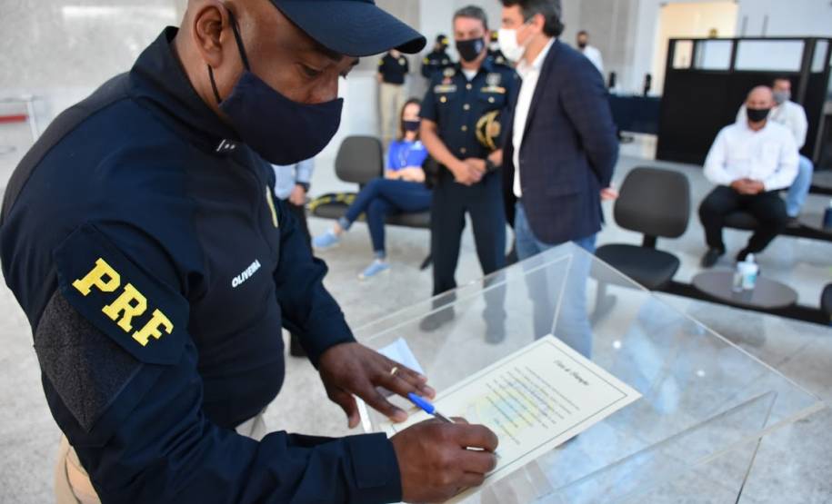 PRF no Paraná inaugura Operação Rodovida com órgãos de trânsito