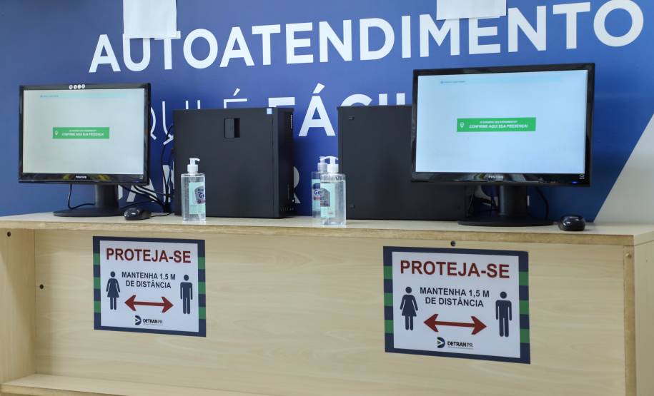 Detran Paraná comemora oito décadas de serviços prestados à população paranaense