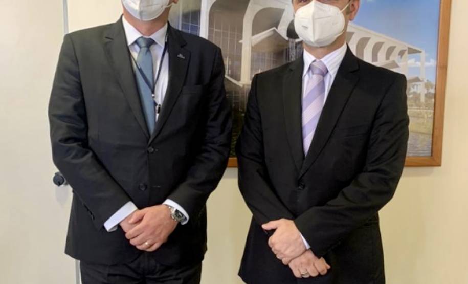 Diretores do Detran-PR visitam o Ministério da Justiça e Segurança Pública em Brasília