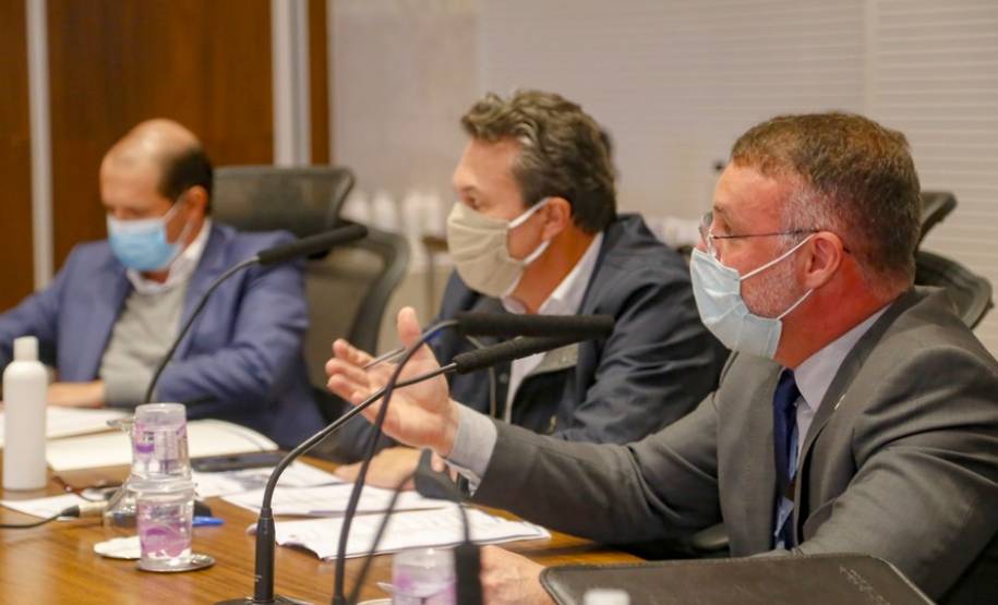 reuniao conselho de parcerias patios