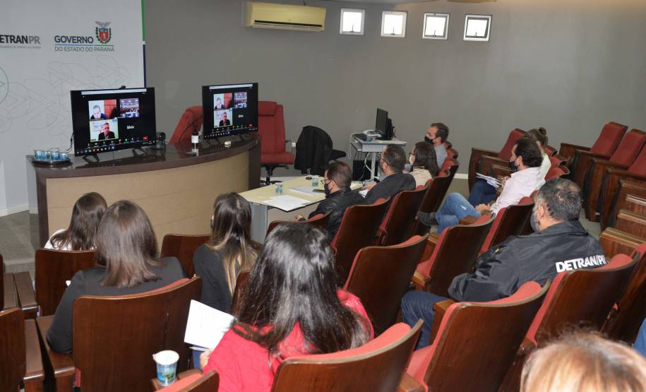 Detran realiza audiência pública sobre clínicas médicas