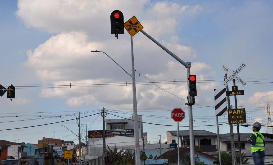 Detran participa de teste com inteligência artificial nos cruzamentos com ferrovias