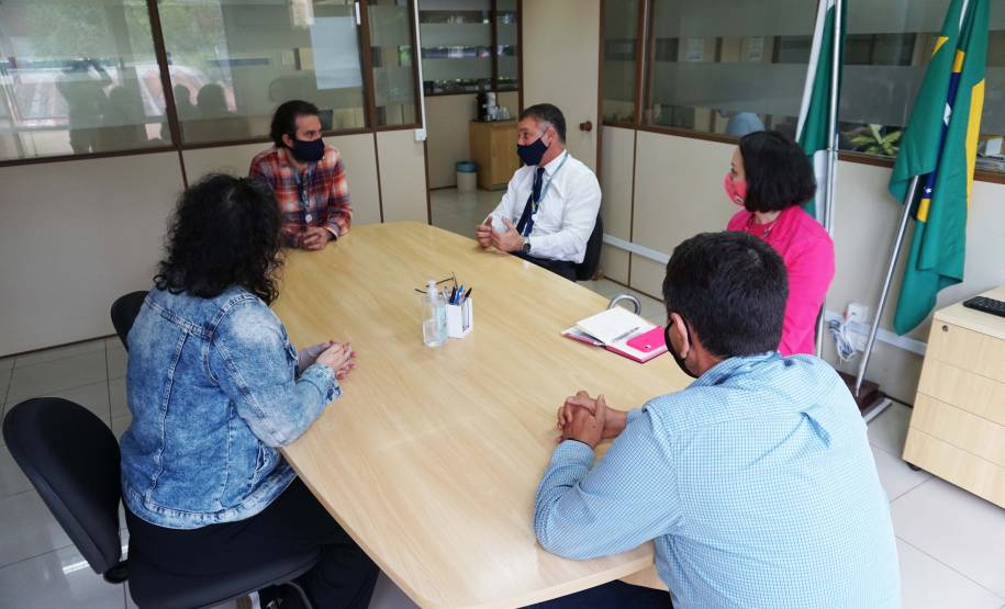 Diretor-geral recebe visita da Associação Amigas da Mama