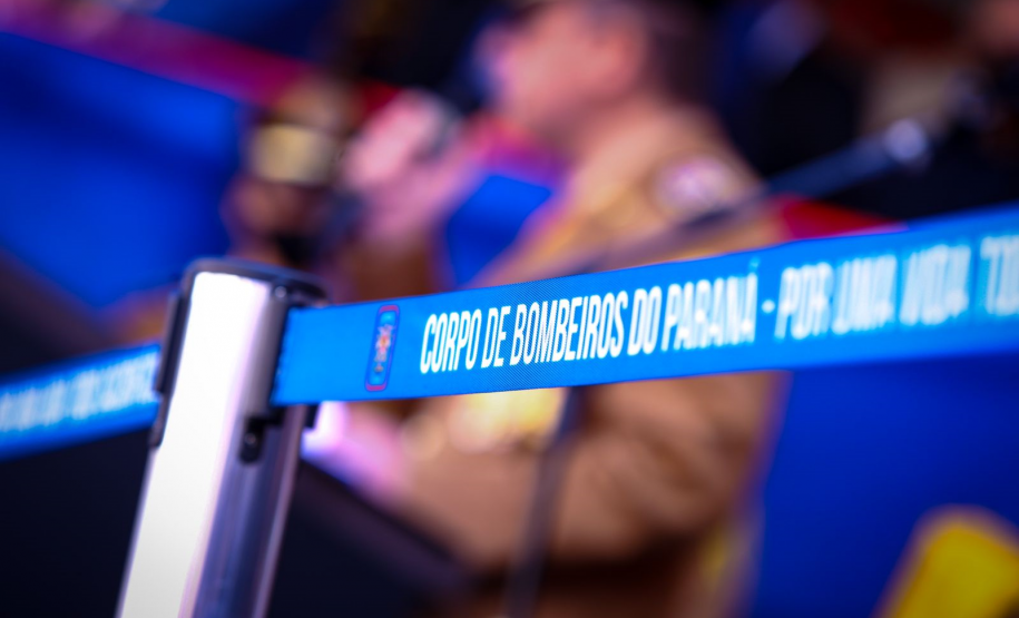 Detran participa de solenidade da troca de comando do Corpo de Bombeiros do Paraná