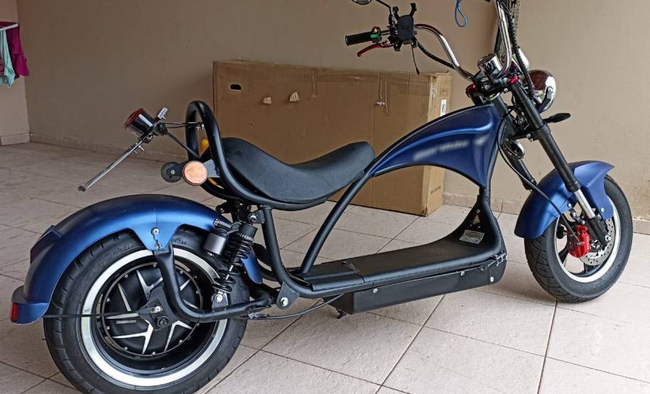 Detran-PR e Polícia Militar lançam manual de ciclomotores com regras de trânsito para circulação