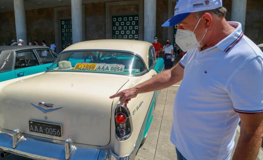 Detran-PR e Senatran lançam o novo modelo de placa preta para veículos de coleção