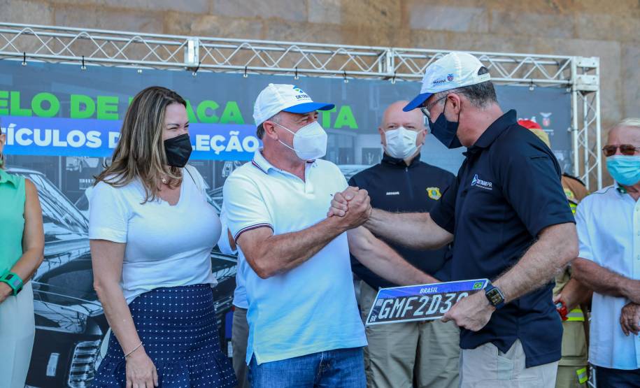 Detran-PR e Senatran lançam o novo modelo de placa preta para veículos de coleção