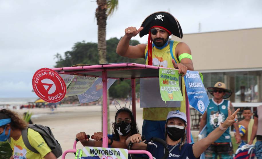 Detran e Batalhão de Polícia Rodoviária estimulam educação no trânsito no Litoral