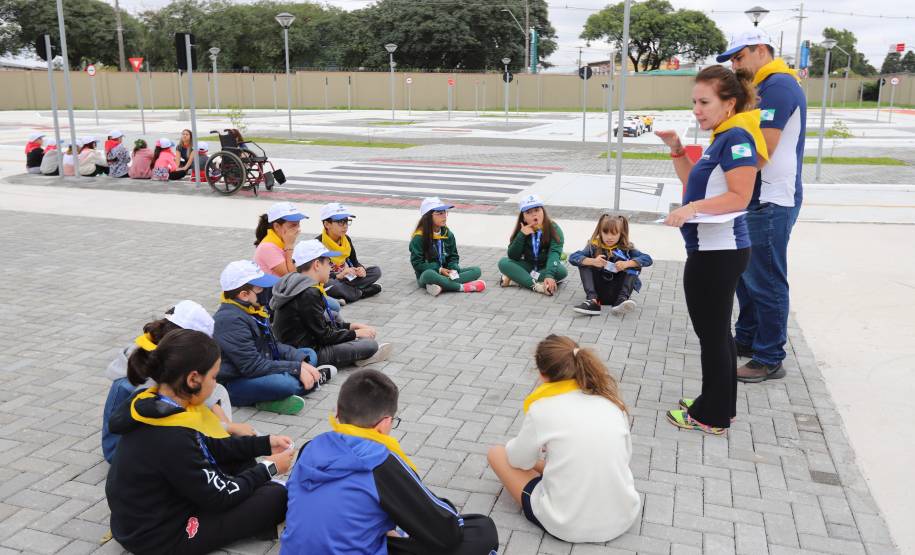 Governador inaugura Detranzinho, minicidade voltada à educação no trânsito para crianças
