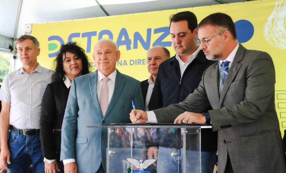 Governador inaugura Detranzinho, minicidade voltada à educação no trânsito para crianças