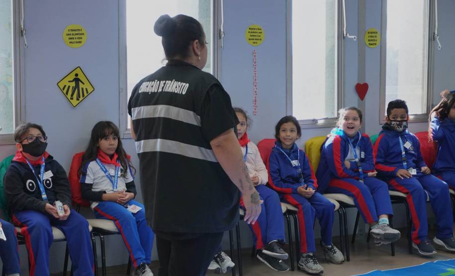 Alunos de Colombo são os primeiros a conhecer as ações educativas do Detranzinho