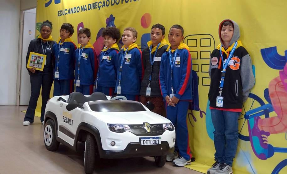 Alunos de Colombo são os primeiros a conhecer as ações educativas do Detranzinho