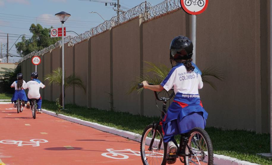 Alunos de Colombo são os primeiros a conhecer as ações educativas do Detranzinho