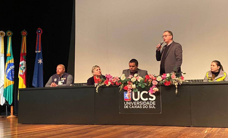 Detranzinho do Paraná é destaque em encontro regional de trânsito do Sul