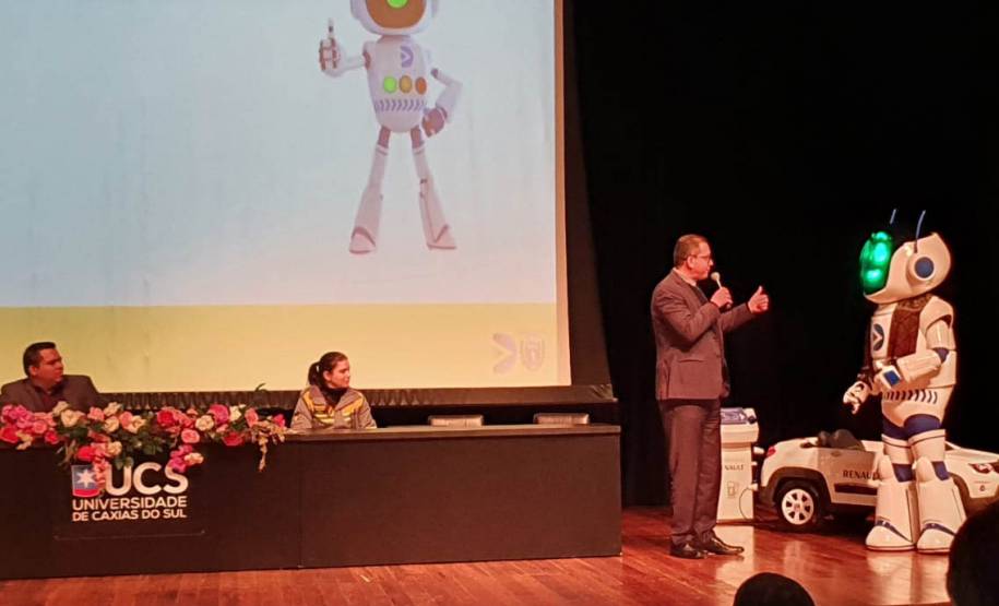 Detranzinho do Paraná é destaque em encontro regional de trânsito do Sul