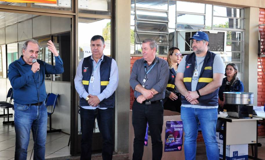 1º encontro de veículos antigos em Cascavel reúne cerca de 80 exemplares na Ciretran